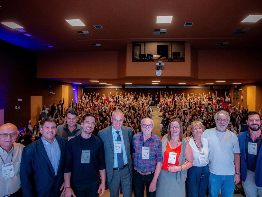 BrasiLeish. XXV Simpósio Internacional de Leishmaniose Visceral Canina